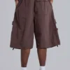 Bruna, baggy cargoshorts i Parachute Cargo-material