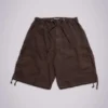 Bruna, baggy cargoshorts i Parachute Cargo-material