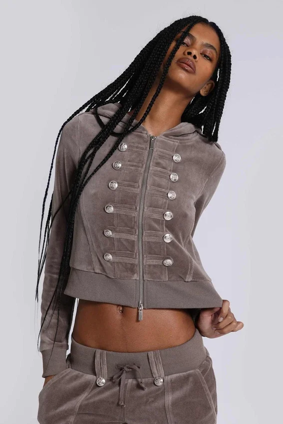 Cavalier militärinspirerad velour-hoodie