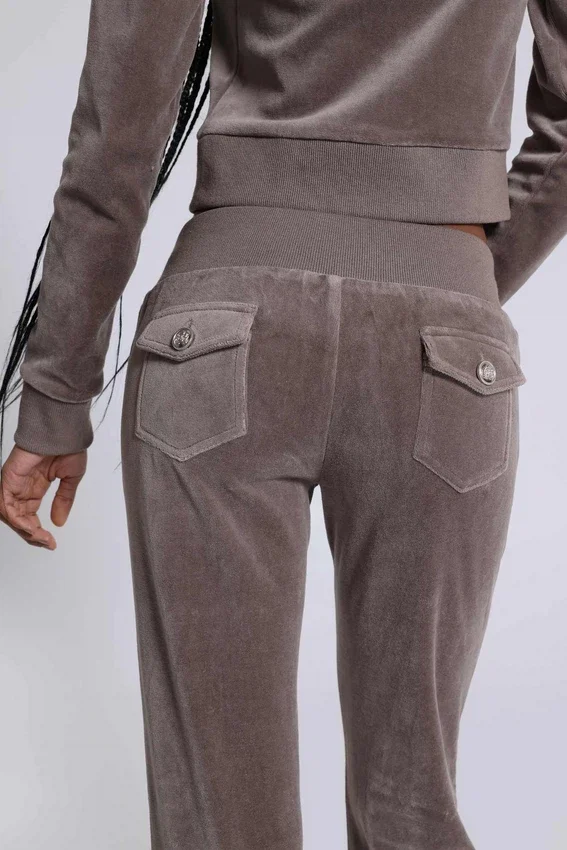 Cavalier militärinspirerad velour-hoodie