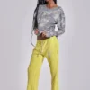 Cleo joggingsbyxor med slapp bootcut-passform i neon