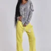 Cleo joggingsbyxor med slapp bootcut-passform i neon