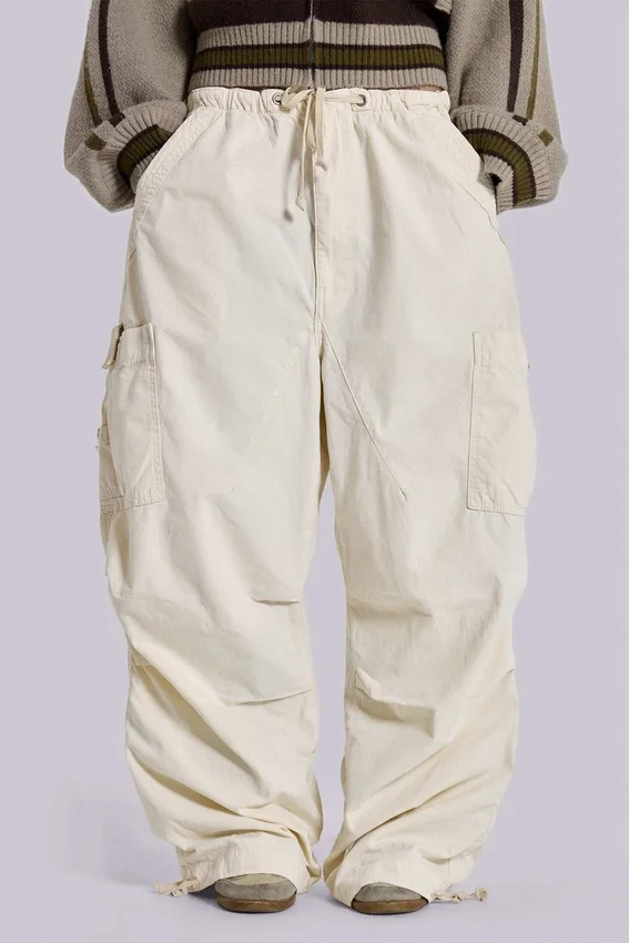 Ecru Parachute Cargo-byxor