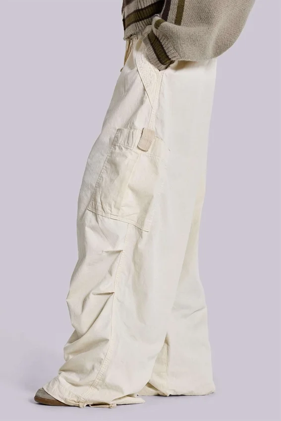 Ecru Parachute Cargo-byxor
