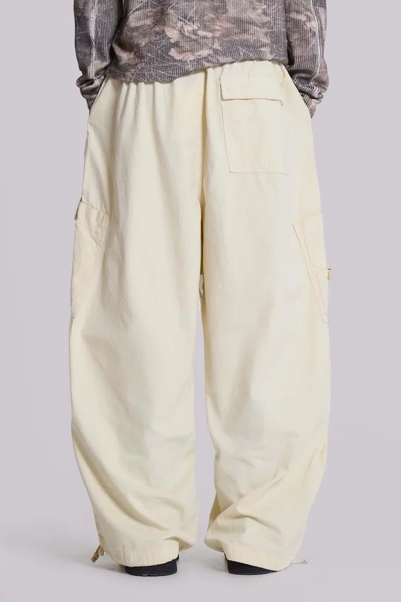 Ecru Parachute Cargo-byxor