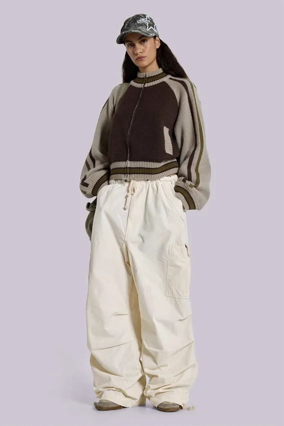 Ecru Parachute Cargo-byxor