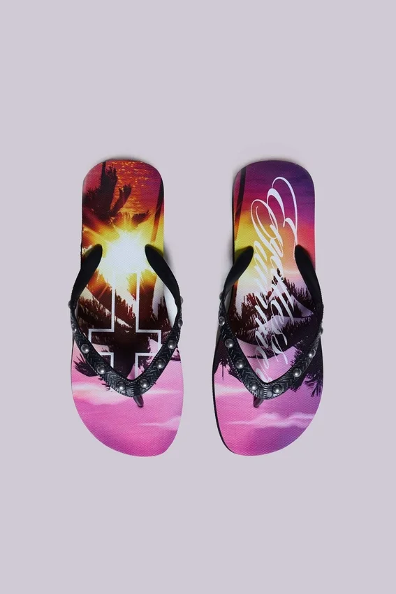Endless Summer flip-flops med nitar