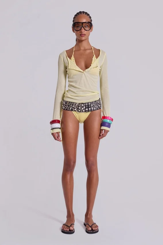 Genomskinlig Henley-tröja i färgen Buttercup