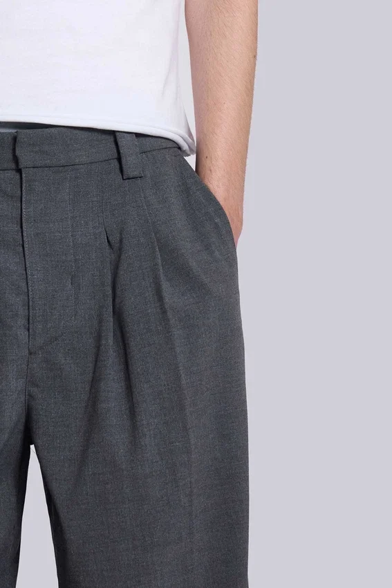 Goliath grå kostymbyxor