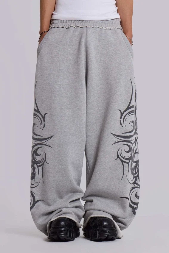 Grå, baggy joggingsbyxor i Blade-modell