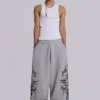 Grå, baggy joggingsbyxor i Blade-modell