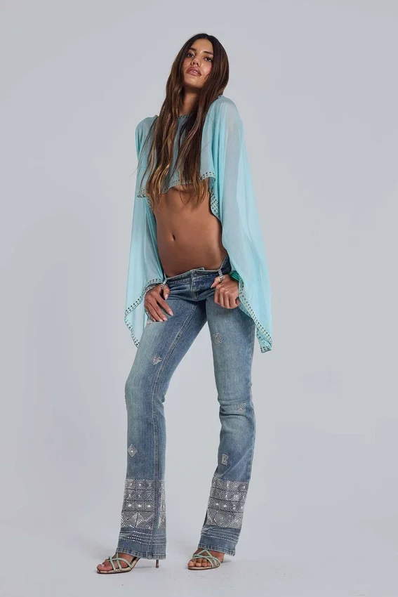 Lunet cape-top med nitar