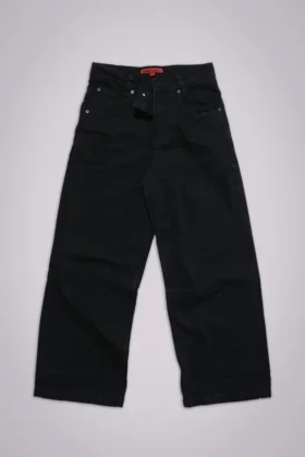 Hel svarta Colossus Jeans med låg midja