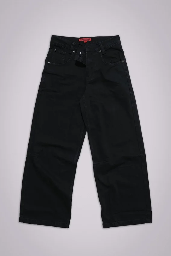 Helt svarta XL Colossus Jeans