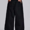Helt svarta XL Colossus Jeans
