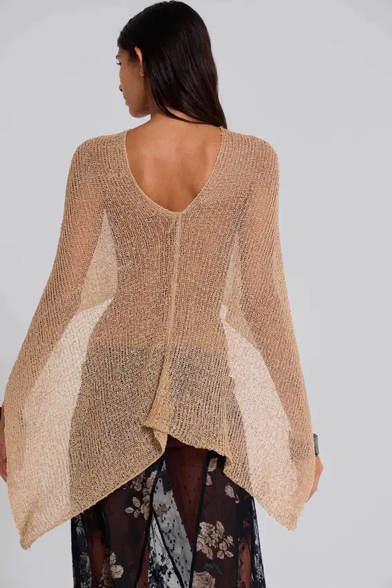 Infinity Multiway-stickad cape i sand