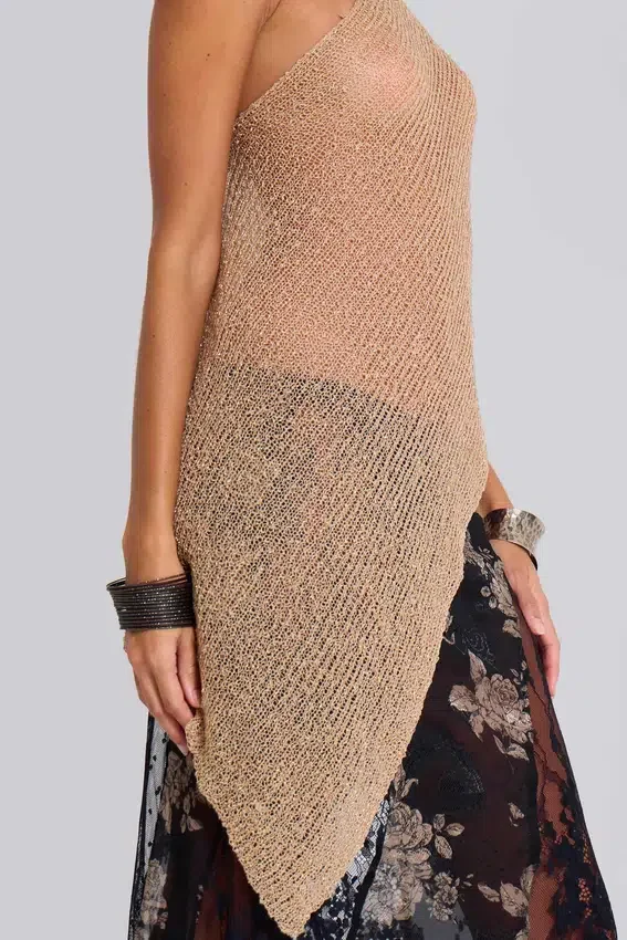 Infinity Multiway-stickad cape i sand