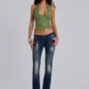 Kelsey lågmidjade, smala bootcut-Jeans i mörk tvätt