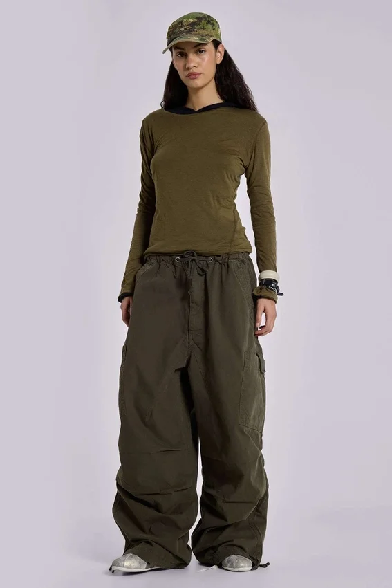 Khaki Parachute Cargo-byxor
