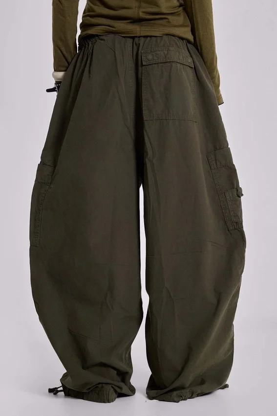 Khaki Parachute Cargo-byxor