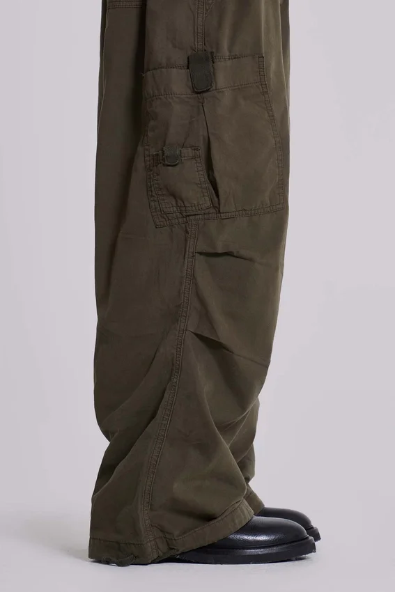 Khaki Parachute Cargo-byxor
