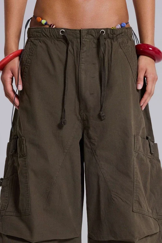 Khaki Parachute Cargo-byxor