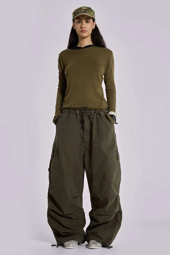 Khaki Parachute Cargo-byxor