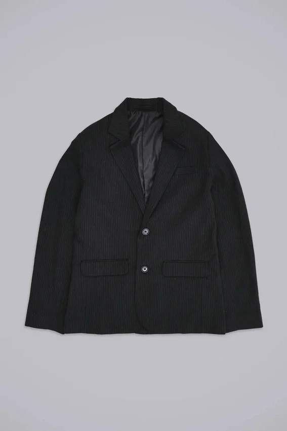 Libertine-blazer i smal passform med nålstreck