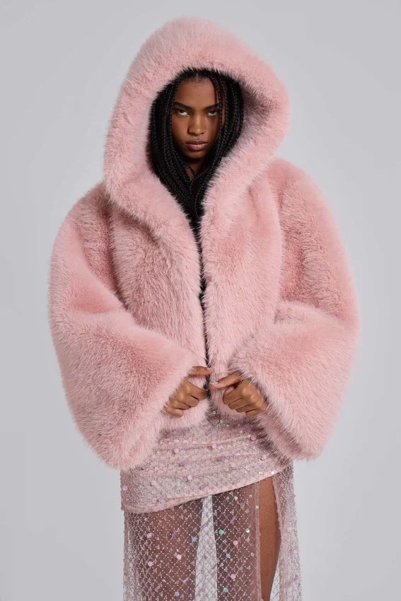 Mara oversized-kappa i rosa fuskpäls