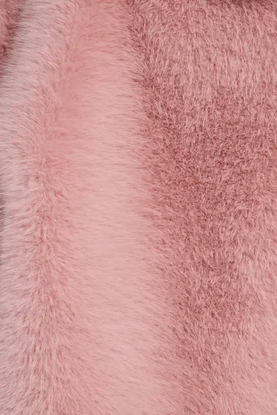 Mara oversized-kappa i rosa fuskpäls