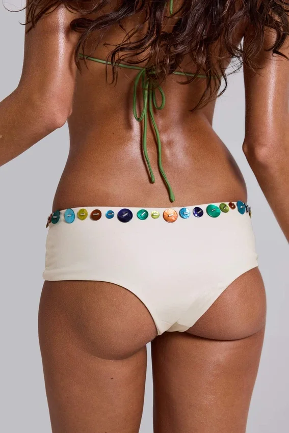 Mavie minishorts med knappar