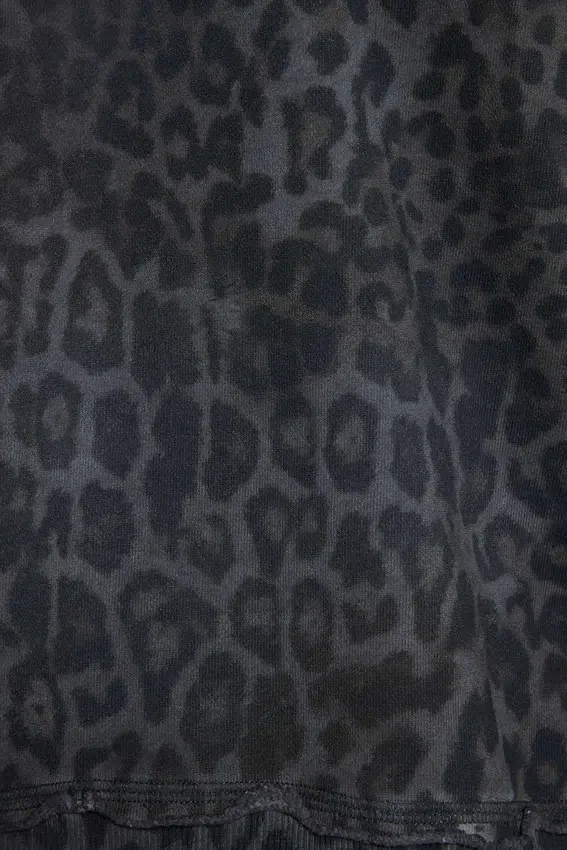 Monster Hoodie i kolgrå leopardmönster