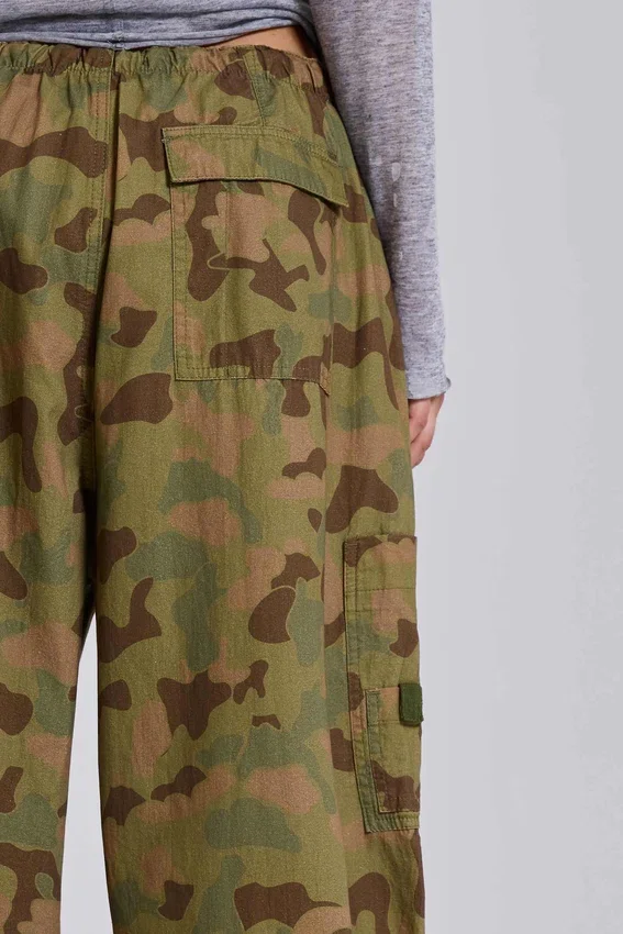 Parachute Pants i anka-kamouflage