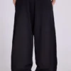 Petite svarta, baggy Monster Joggers