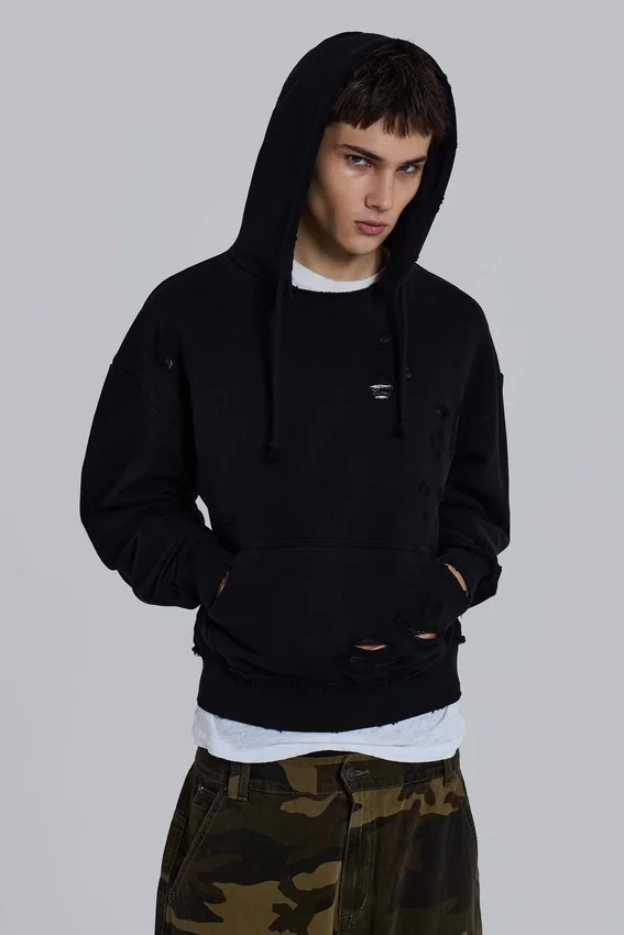 Pullover Bitten-hoodie i svart