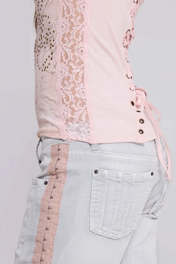 Ramona-väst i rosa med burnout-effekt