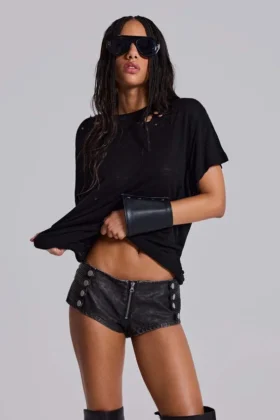 Rebel Military minishorts i PU-läder