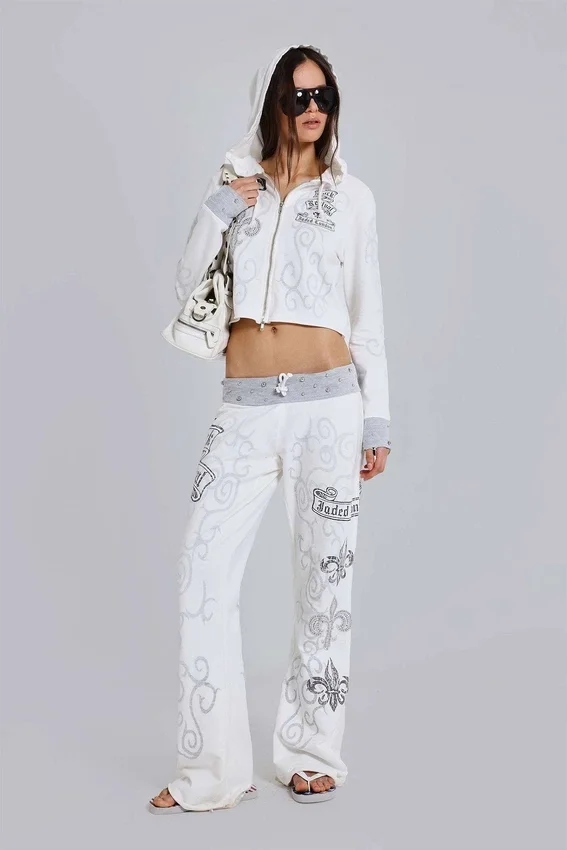 Rock Revival grafisk hoodie med nitar