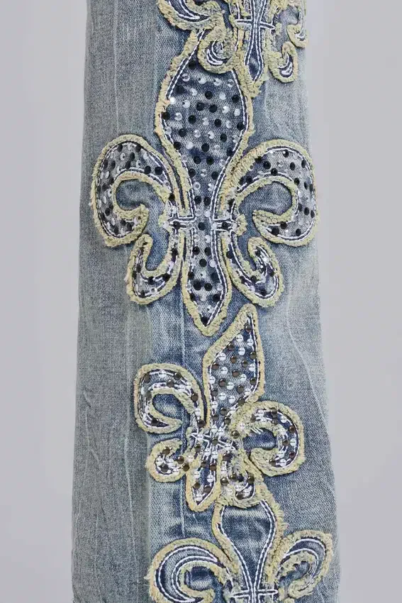 Rock Revival Madison Bootcut-jeans med dekorationer