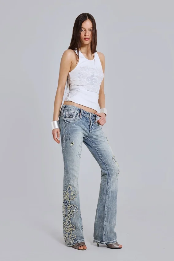 Rock Revival Madison Bootcut-jeans med dekorationer