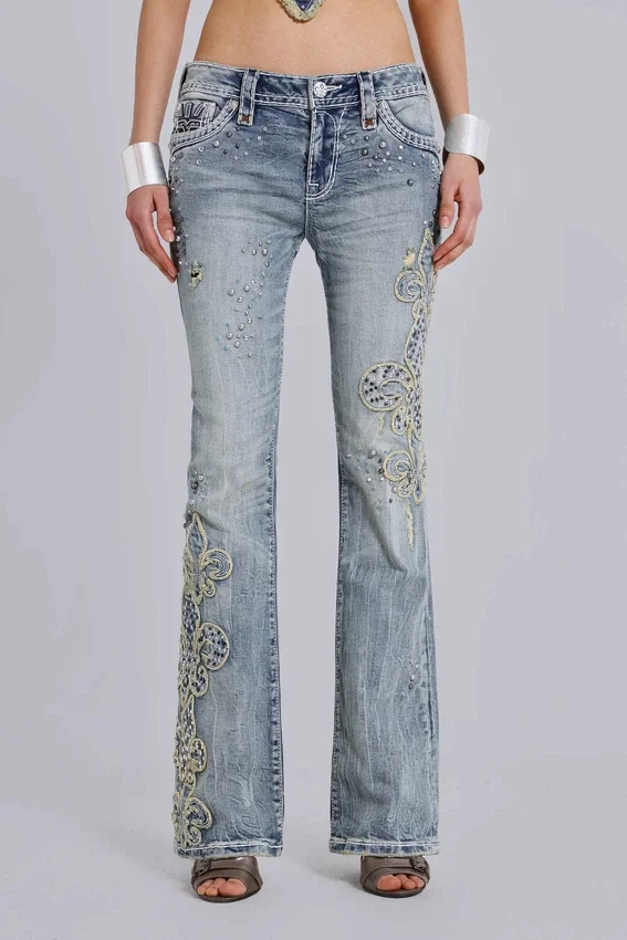 Rock Revival Madison Bootcut-jeans med dekorationer