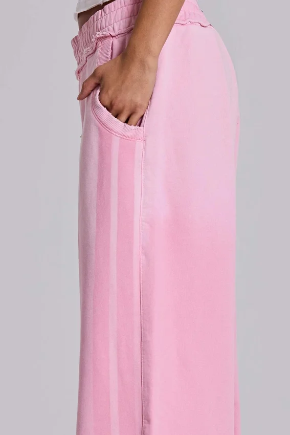 Rosa sportiga, baggy Monster Joggers