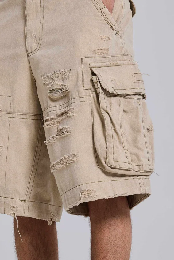 Sandfärgade cargoshorts