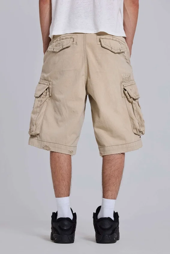 Sandfärgade cargoshorts
