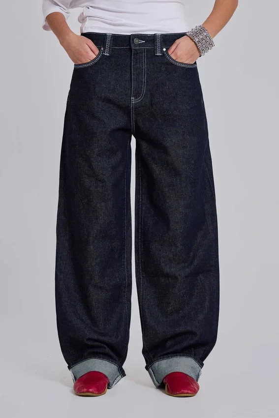 Sonic Embroidered Baggy Jeans