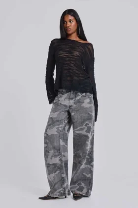 Svart Stray Knit