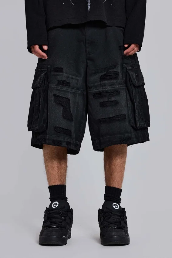 Svarta Beach Cargo-shorts med slitna detaljer