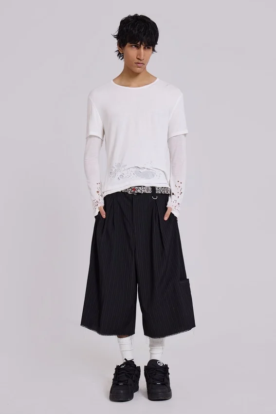 Svarta Goliath-shorts i XL med smala ränder