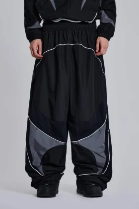 Svarta joggingsbyxor med paneler i Vapor-modell