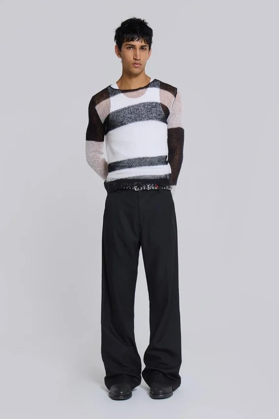 Svarta kostymbyxor med bootcut-passform